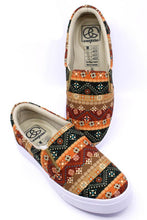 Load image into Gallery viewer, Gaby Slip Ons
